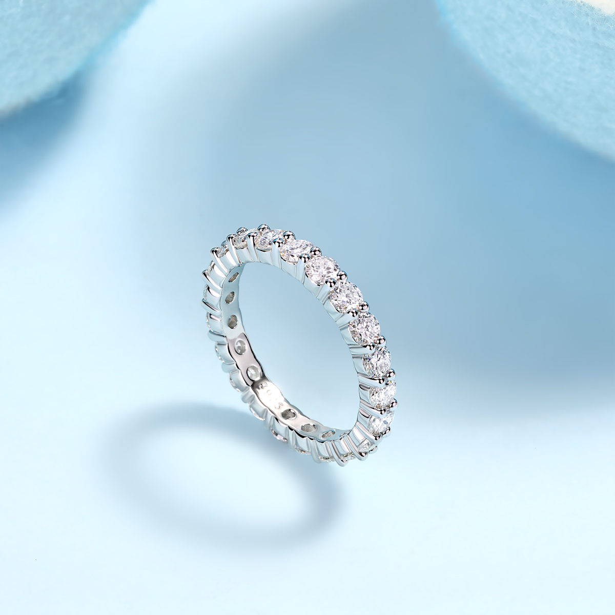 A Fleeting Glimpse - A Wedding Ring Set With Top-quality Moissan Silver And