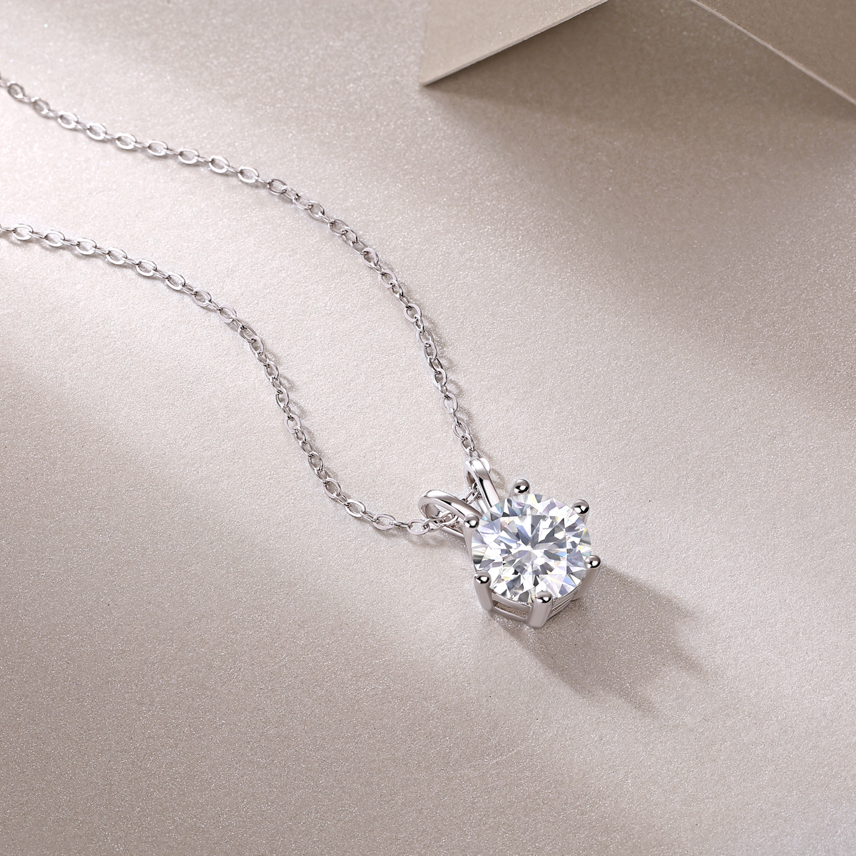 Romantic Mark - A Fashionable And Trendy Necklace Pendant Set With Top-quality Moissanite