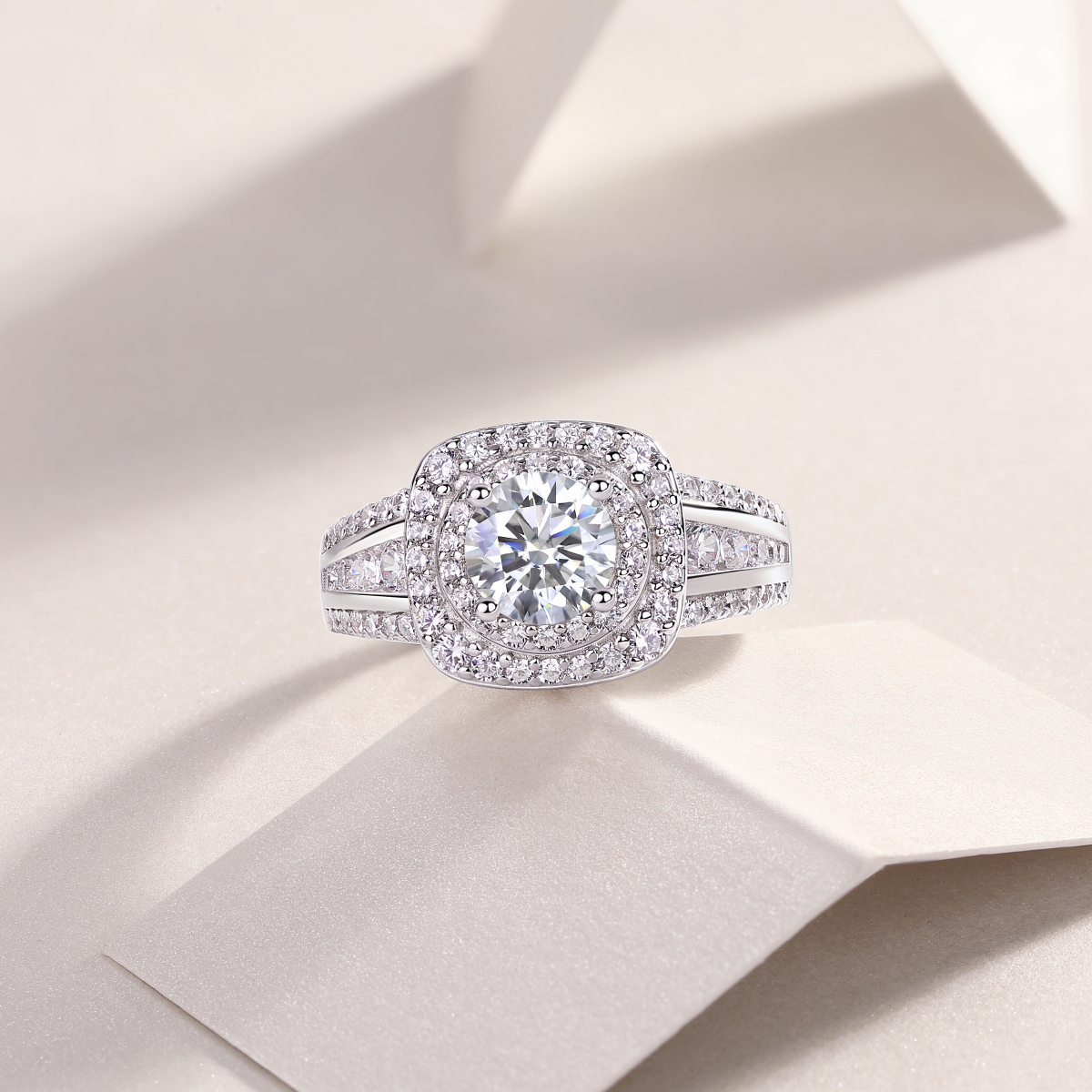 Starry Sky Crown - A Wedding Ring Set With Top-quality 1-carat Moissanite Silver And
